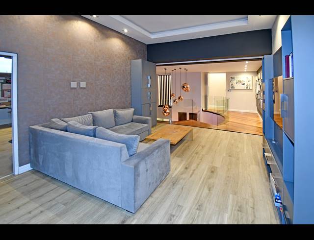 4 BEDROOM HOUSE FOR SALE IN CRAIGHALL PARK